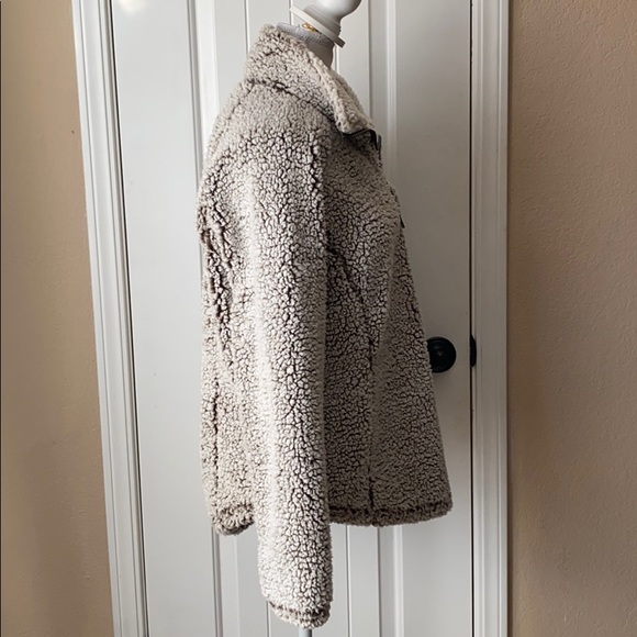 Pullover jacket - Picture 3 of 6